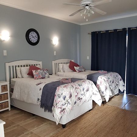 Graceland Guesthouse Potchefstroom Buitenkant foto