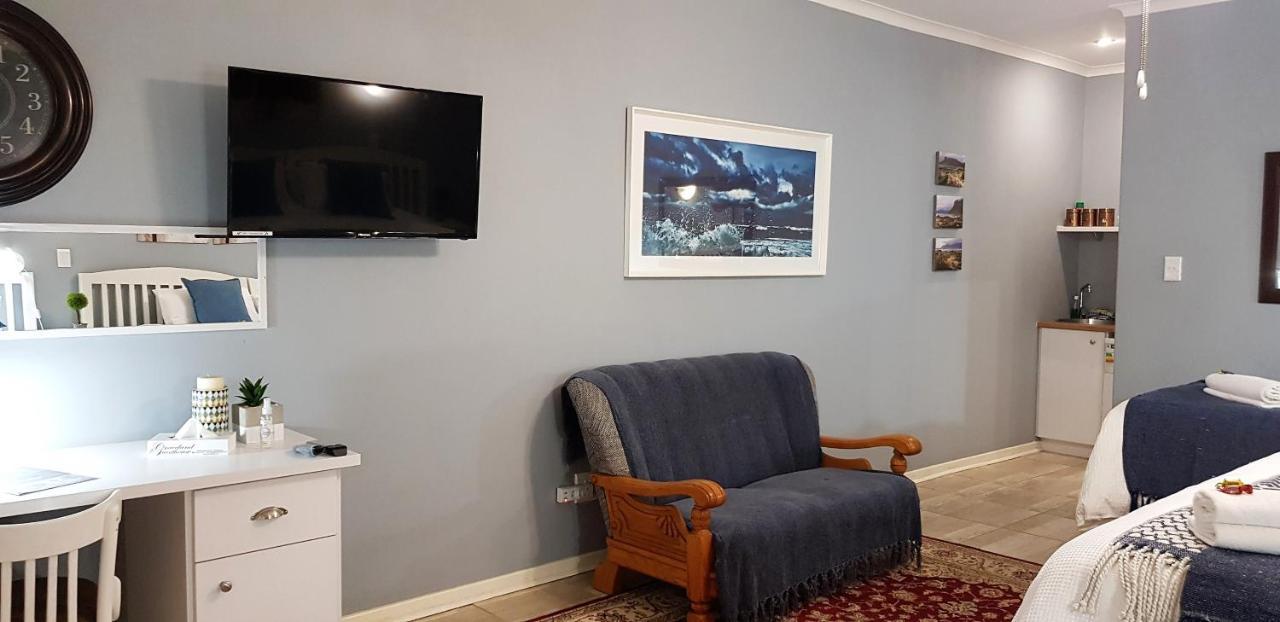 Graceland Guesthouse Potchefstroom Buitenkant foto