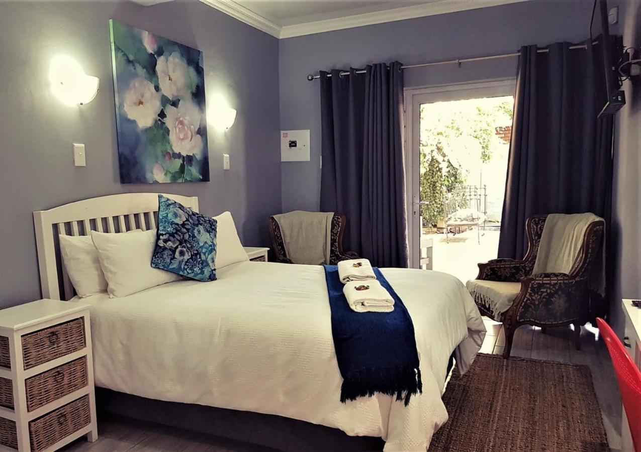 Graceland Guesthouse Potchefstroom Buitenkant foto