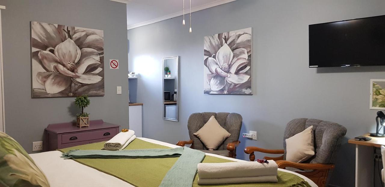 Graceland Guesthouse Potchefstroom Buitenkant foto