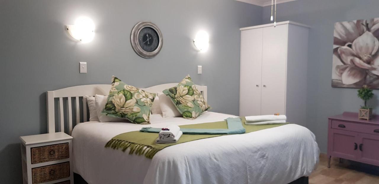 Graceland Guesthouse Potchefstroom Buitenkant foto