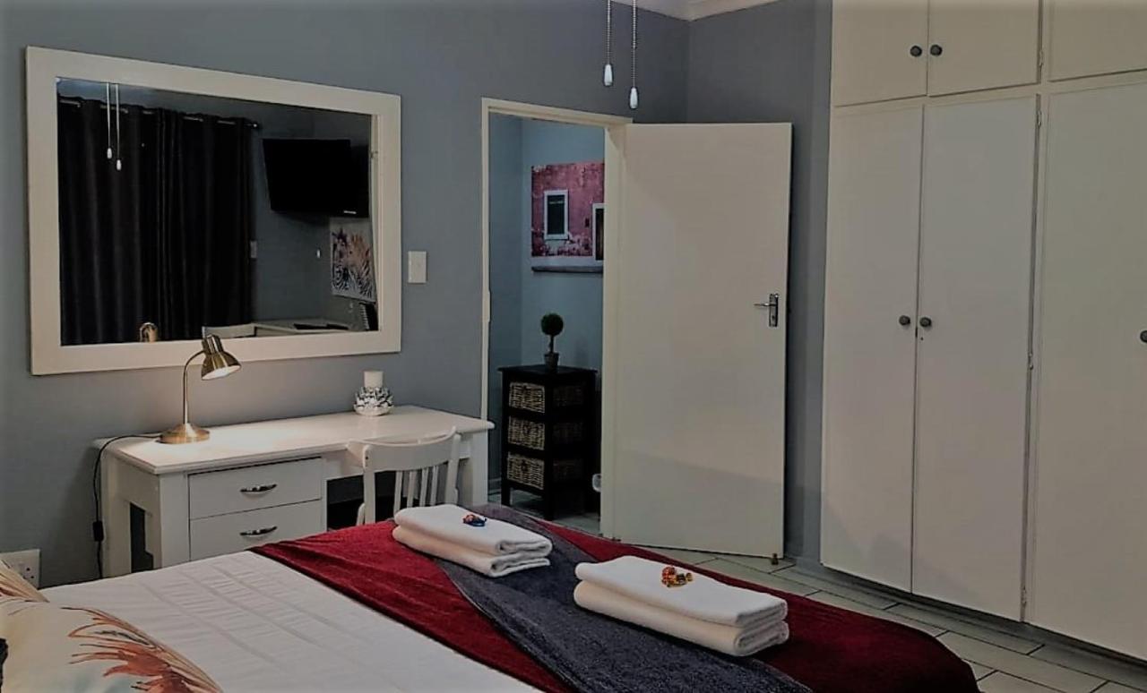 Graceland Guesthouse Potchefstroom Buitenkant foto
