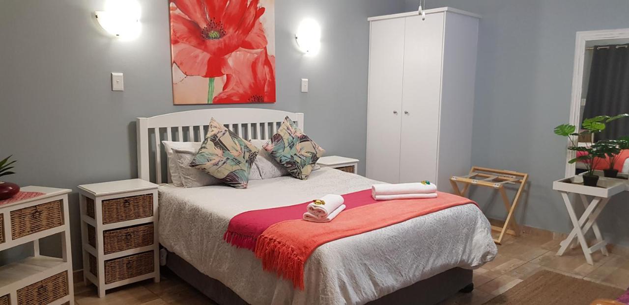 Graceland Guesthouse Potchefstroom Buitenkant foto